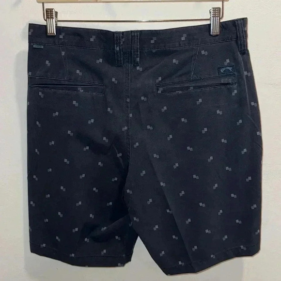 Billabong Crossfire Mid - Navy - Sizes 32 and 33 - Picture 2 of 5